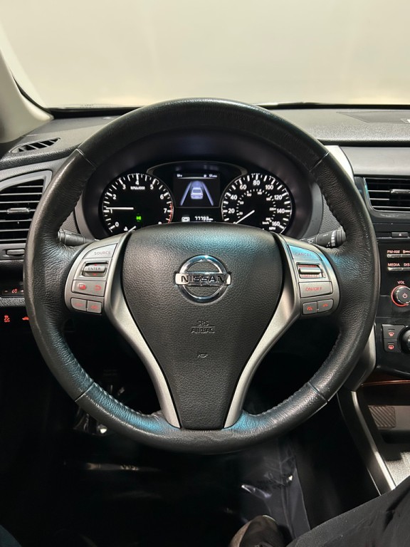 2015 Nissan Altima Image 15