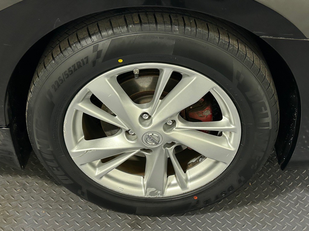 2015 Nissan Altima Image 18