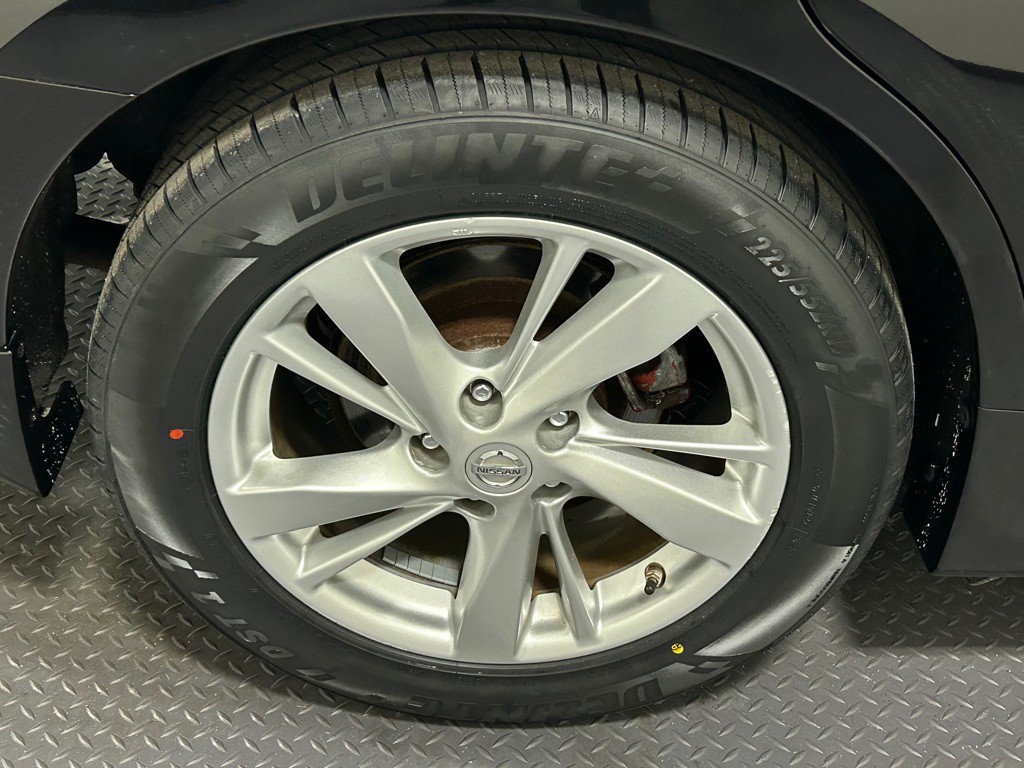 2015 Nissan Altima Image 19