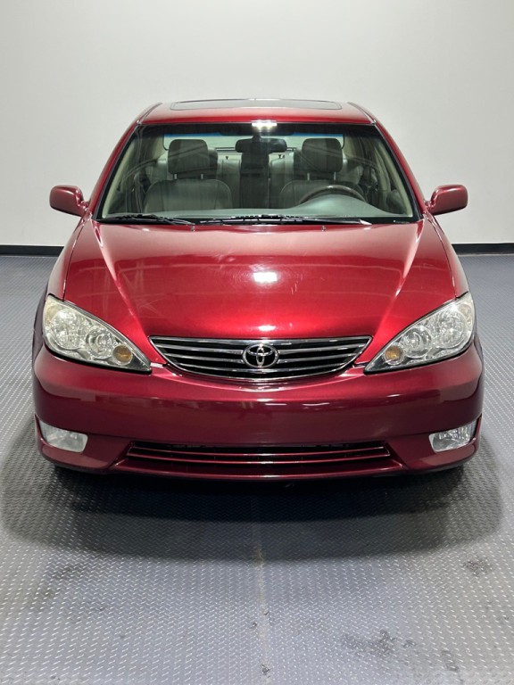 2005 Toyota Camry Image 3
