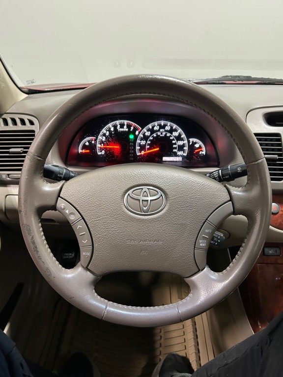 2005 Toyota Camry Image 15