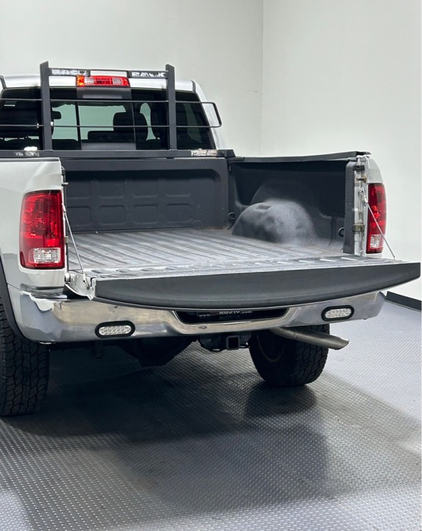 2011 Dodge Ram 2500 Image 12