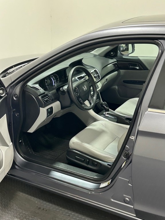 2013 Honda Accord Image 8