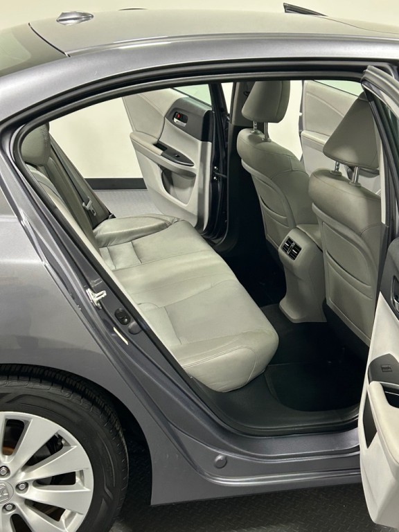 2013 Honda Accord Image 10