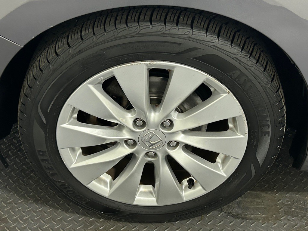 2013 Honda Accord Image 18