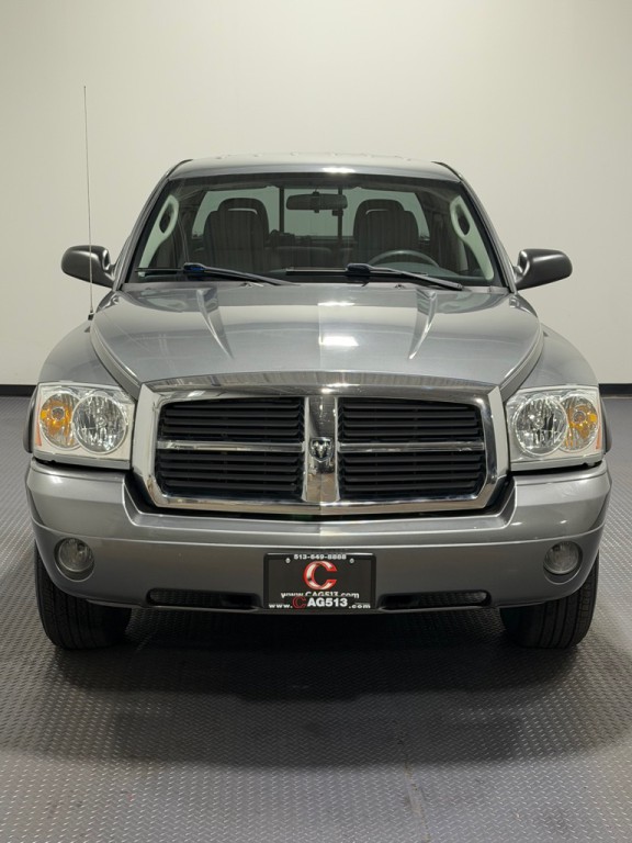 2006 Dodge Dakota Image 3