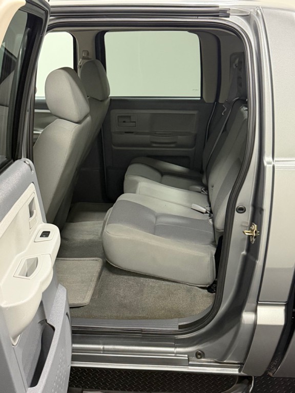 2006 Dodge Dakota Image 9