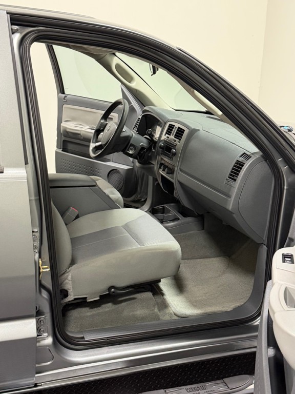 2006 Dodge Dakota Image 11