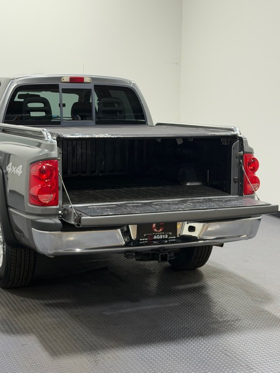 2006 Dodge Dakota Image 12