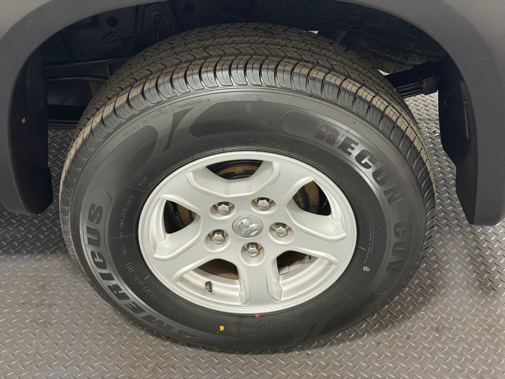 2006 Dodge Dakota Image 19