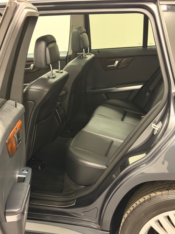2013 Mercedes-Benz GLK-Class Image 9