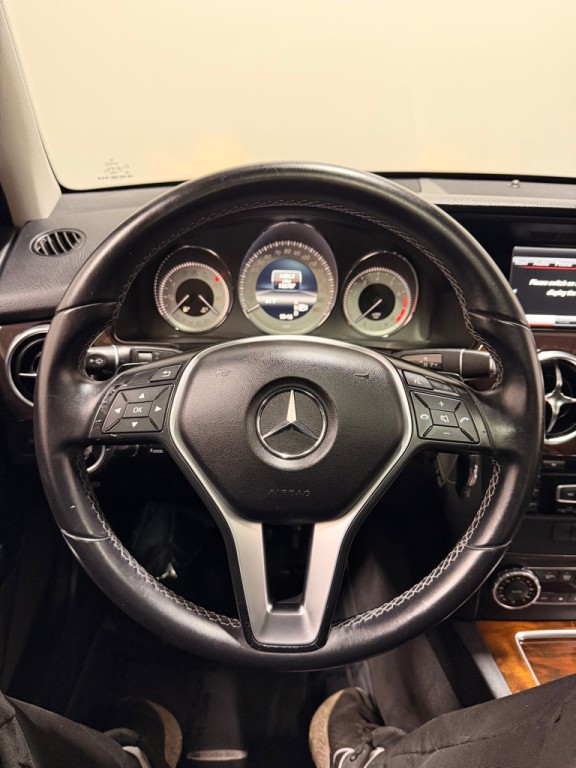 2013 Mercedes-Benz GLK-Class Image 15