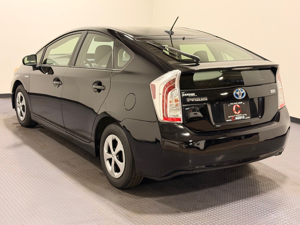 2012 Toyota Prius Image 7