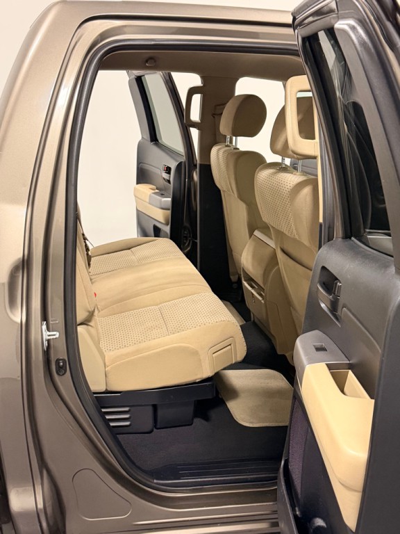2012 Toyota Tundra Image 10