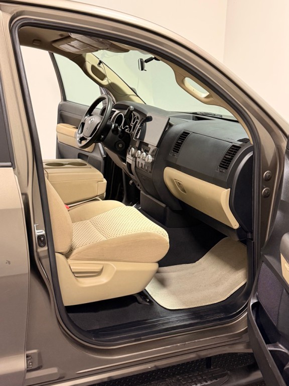 2012 Toyota Tundra Image 11