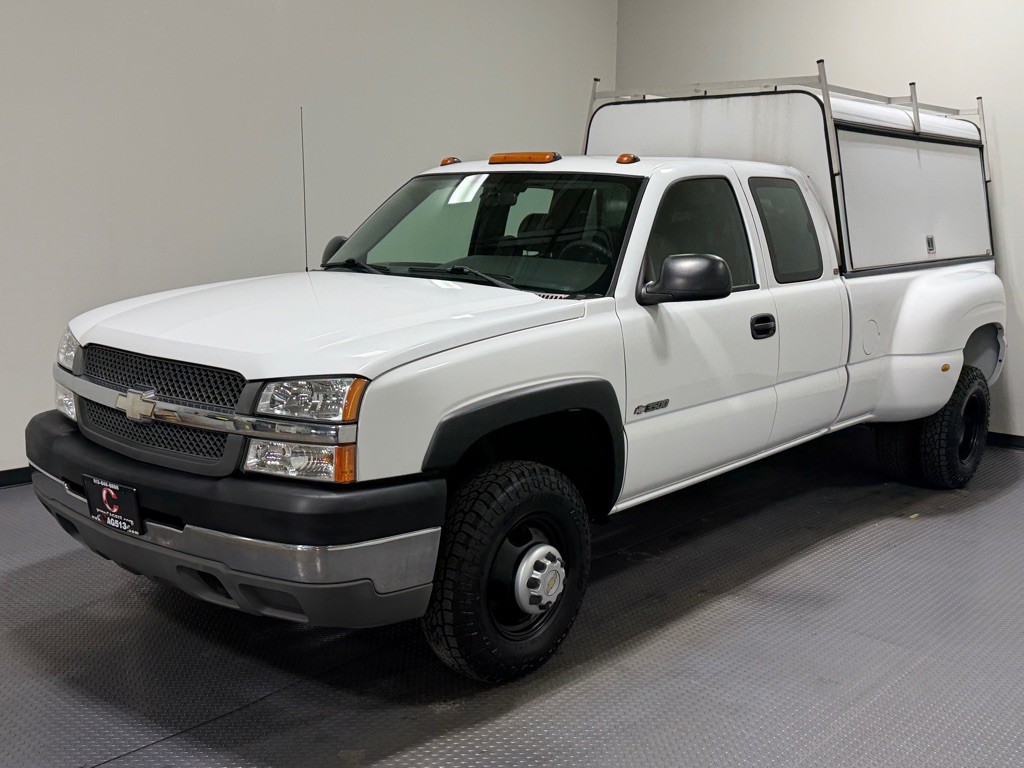 2004 Chevrolet Silverado 1500 Image 1