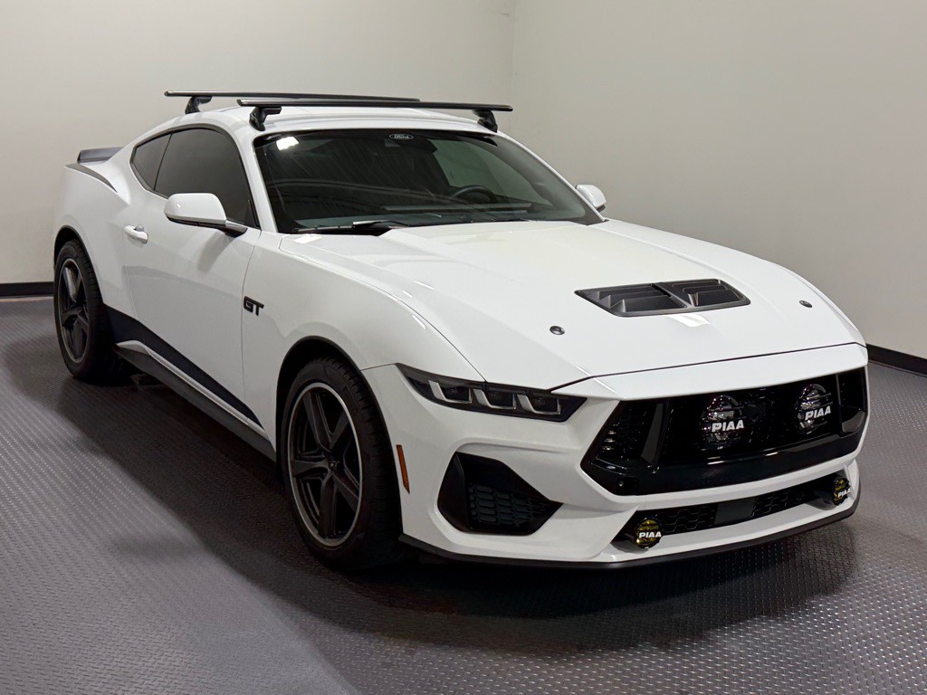 2024 Ford Mustang Image 4