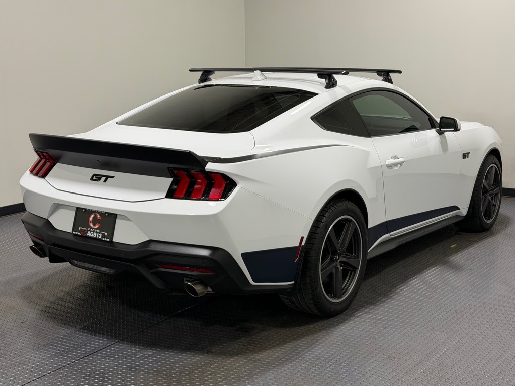 2024 Ford Mustang Image 5