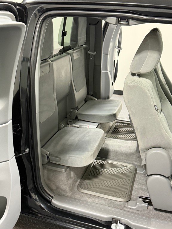 2010 Toyota Tacoma Image 10