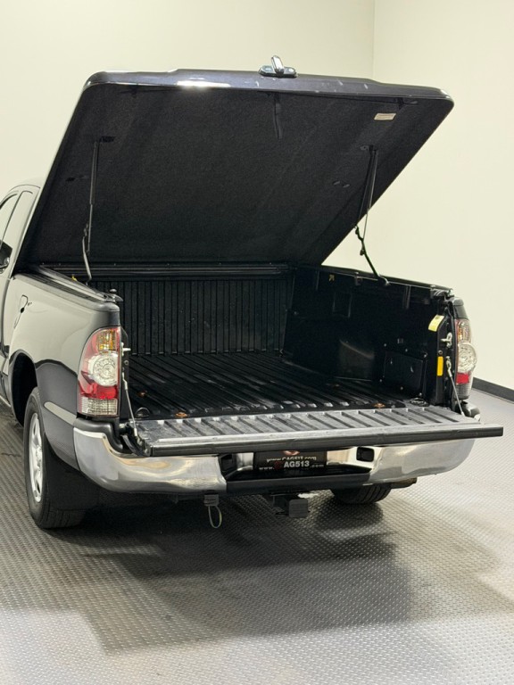 2010 Toyota Tacoma Image 12