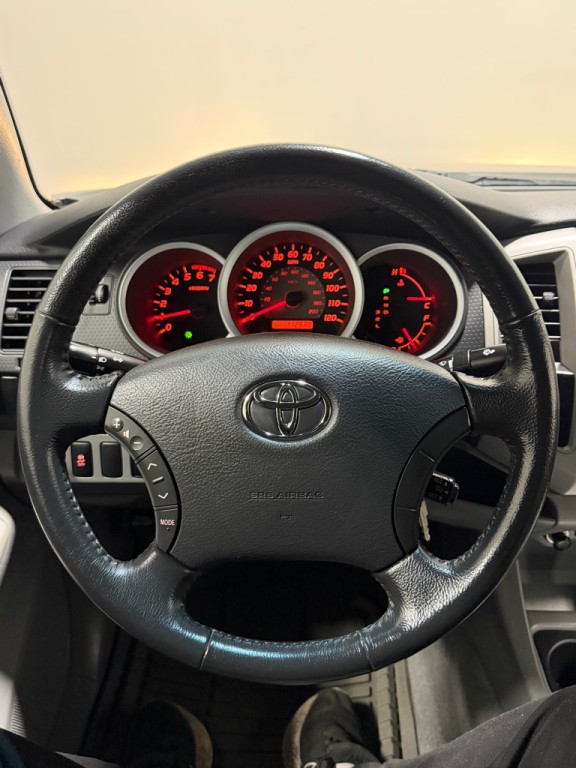 2010 Toyota Tacoma Image 14