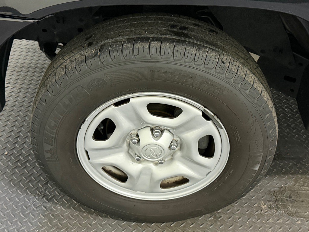 2010 Toyota Tacoma Image 20