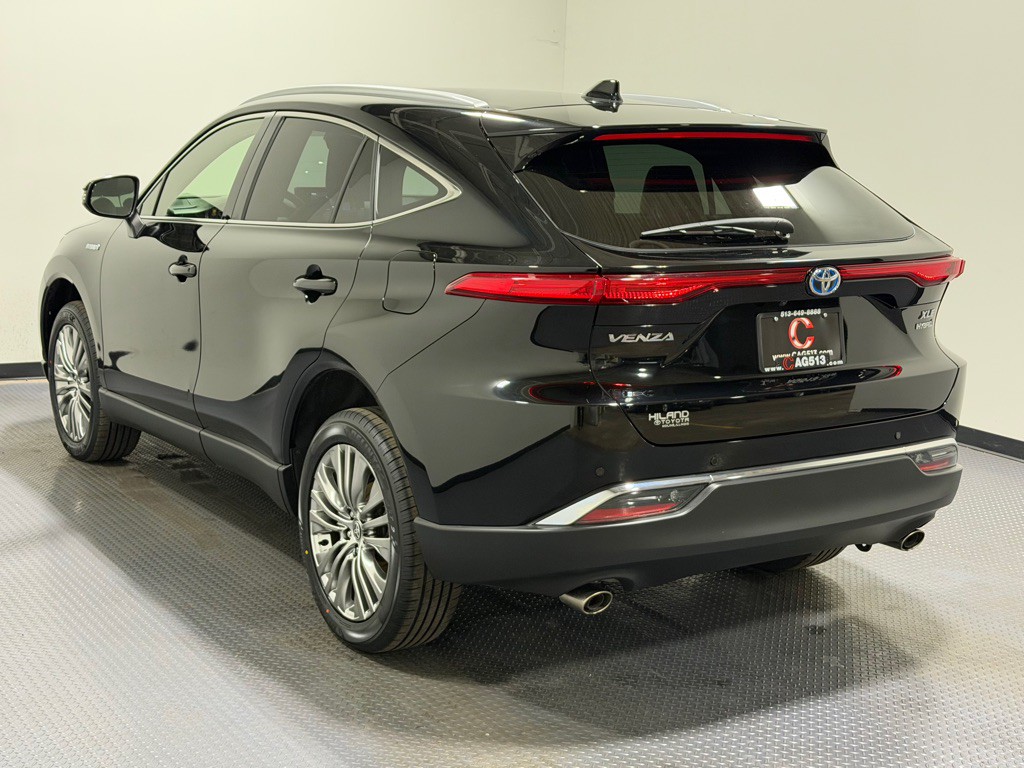 2021 Toyota Venza Image 7