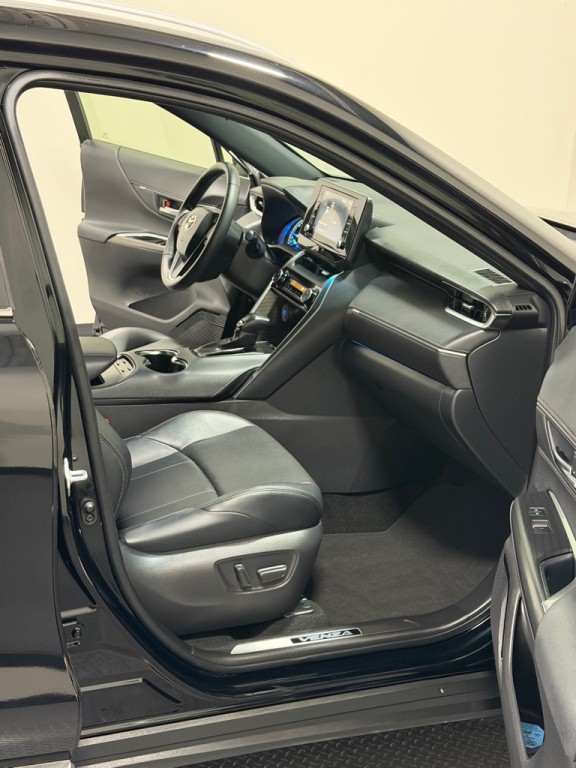 2021 Toyota Venza Image 11