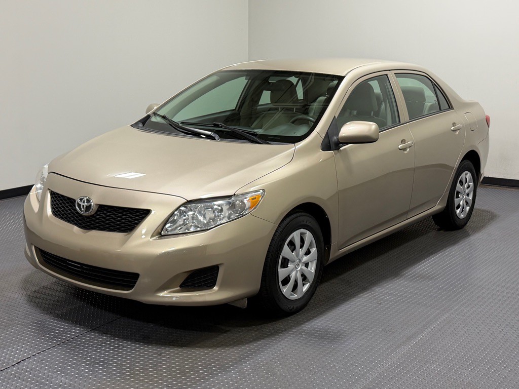 2010 Toyota Corolla Image 1