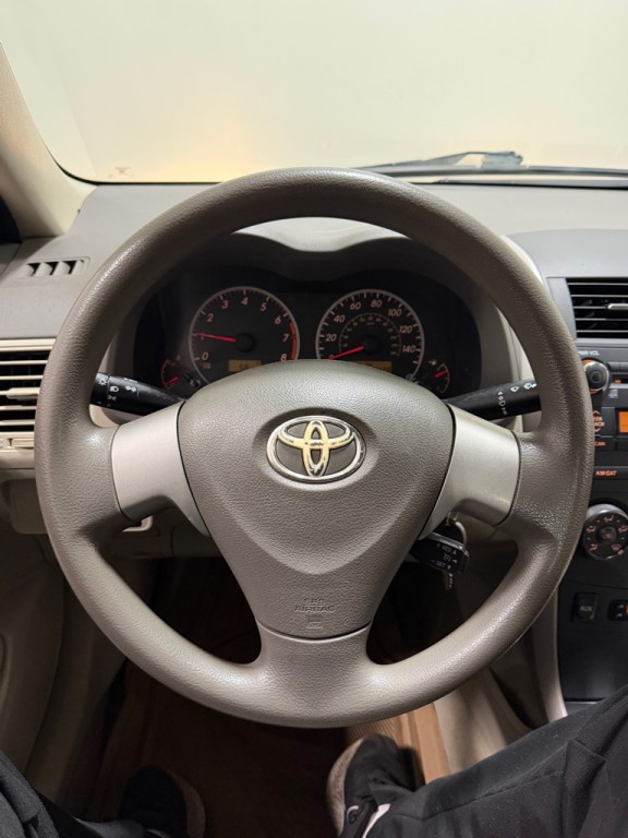 2010 Toyota Corolla Image 15