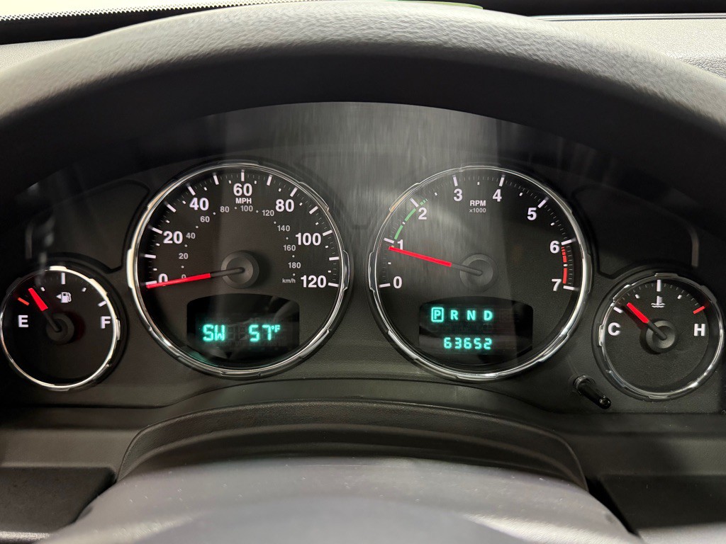 2012 Jeep Liberty Image 14