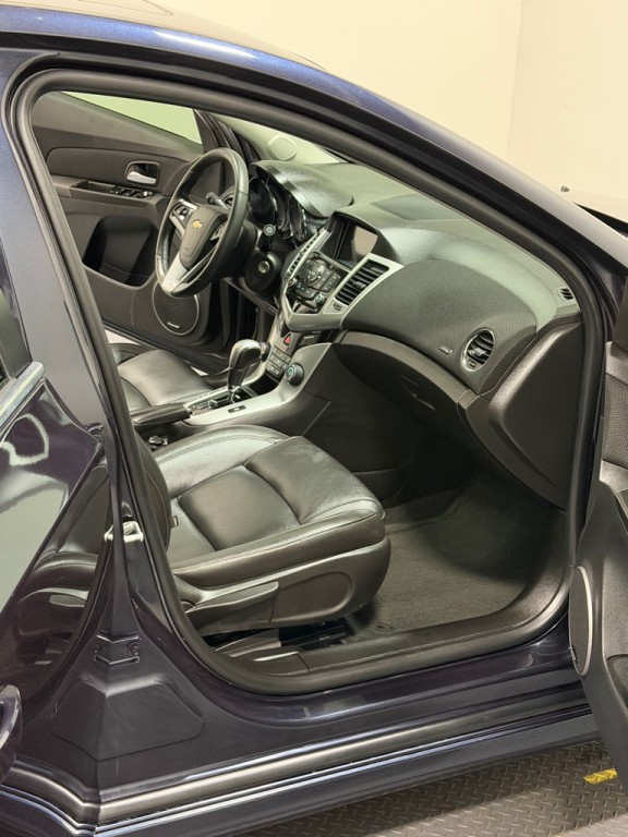 2014 Chevrolet Cruze Image 11