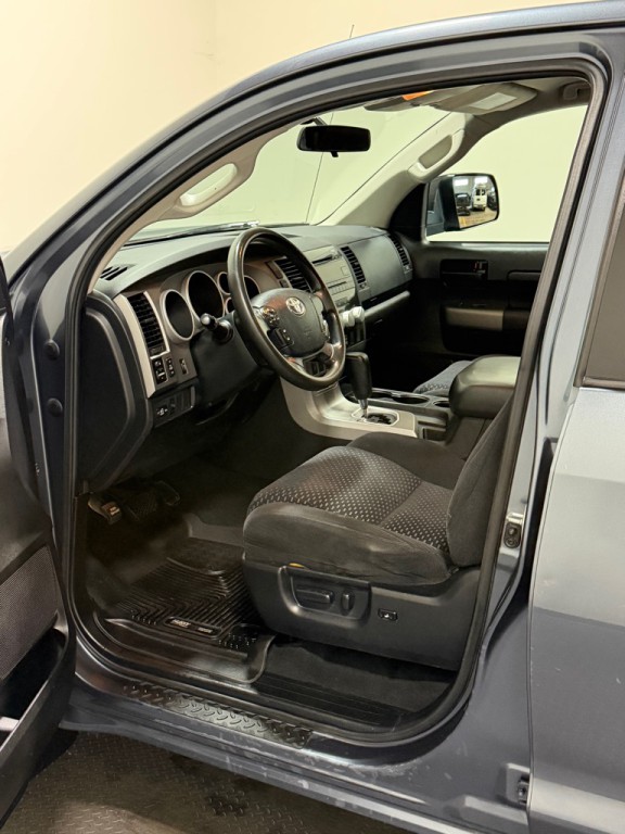 2010 Toyota Tundra Image 8