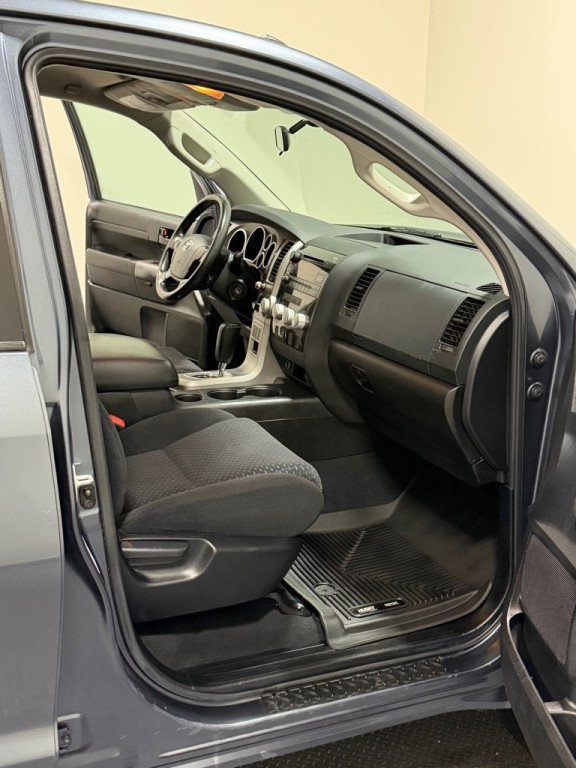 2010 Toyota Tundra Image 11