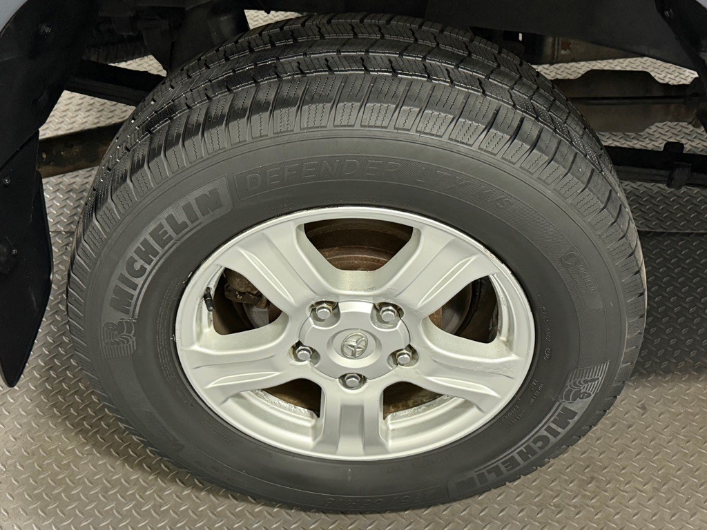 2010 Toyota Tundra Image 17