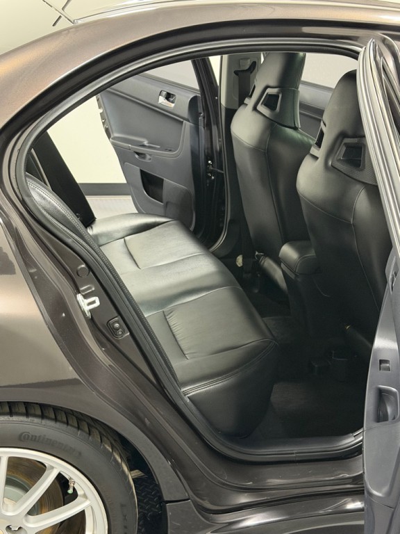 2014 Mitsubishi Lancer Image 10