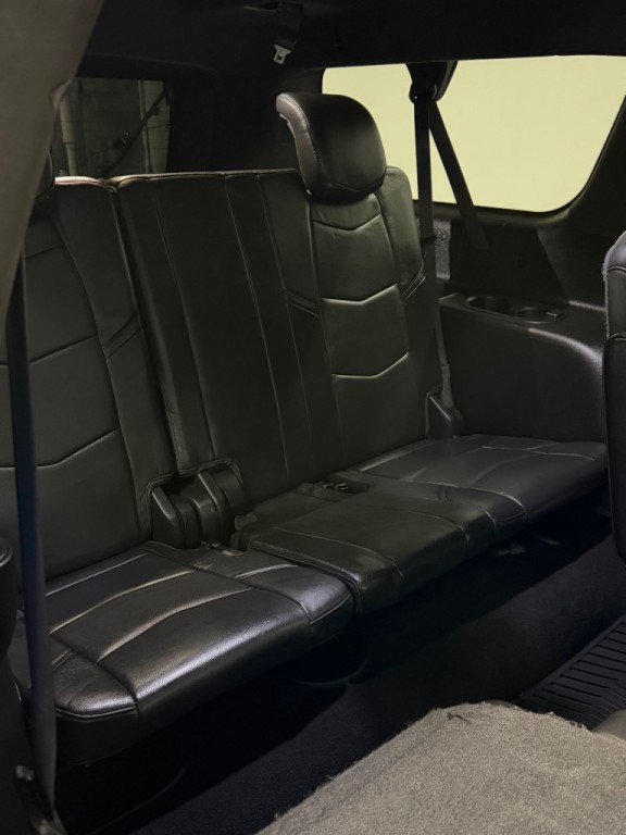 2018 Cadillac Escalade Image 10