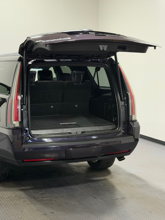 2018 Cadillac Escalade Image 13
