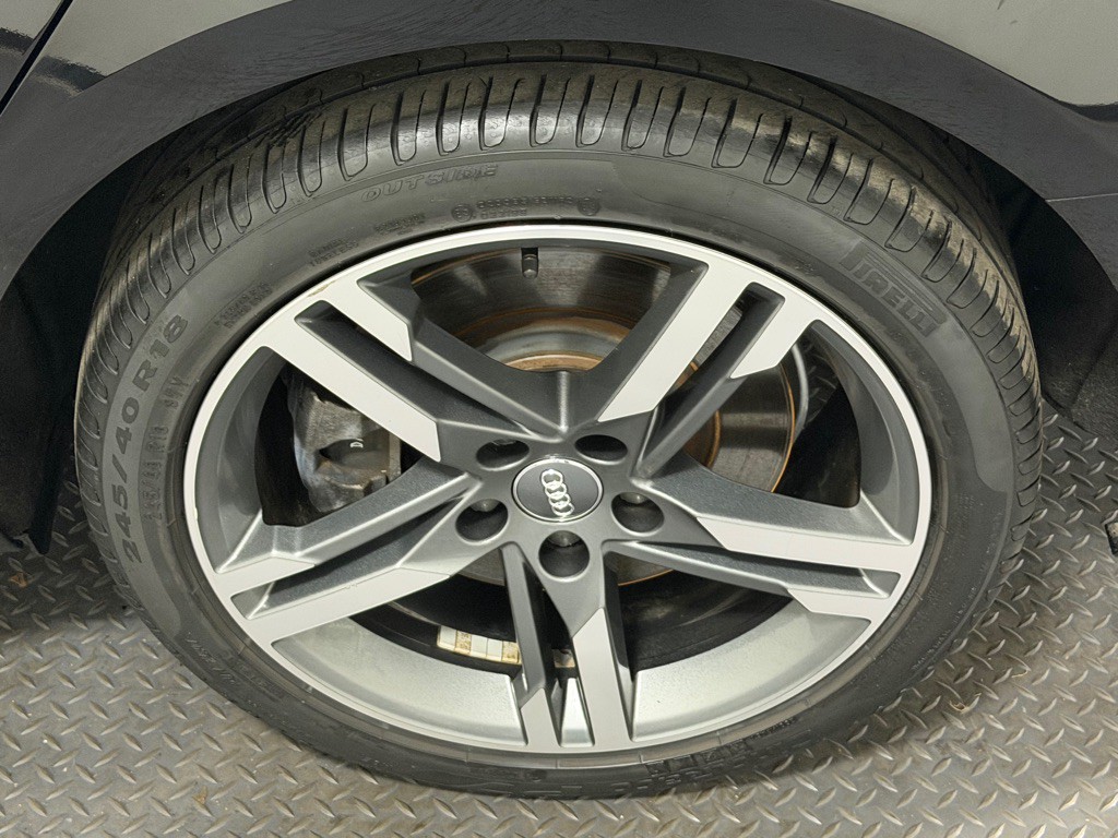 2018 Audi A4 Image 19