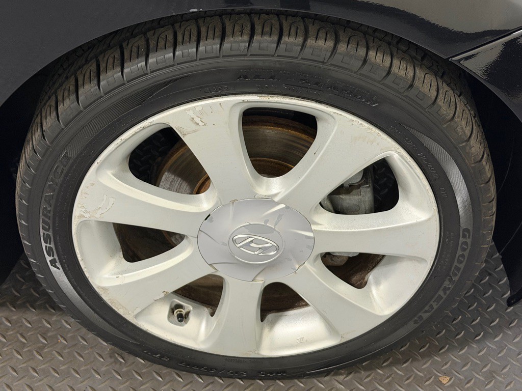 2013 Hyundai Elantra Image 18