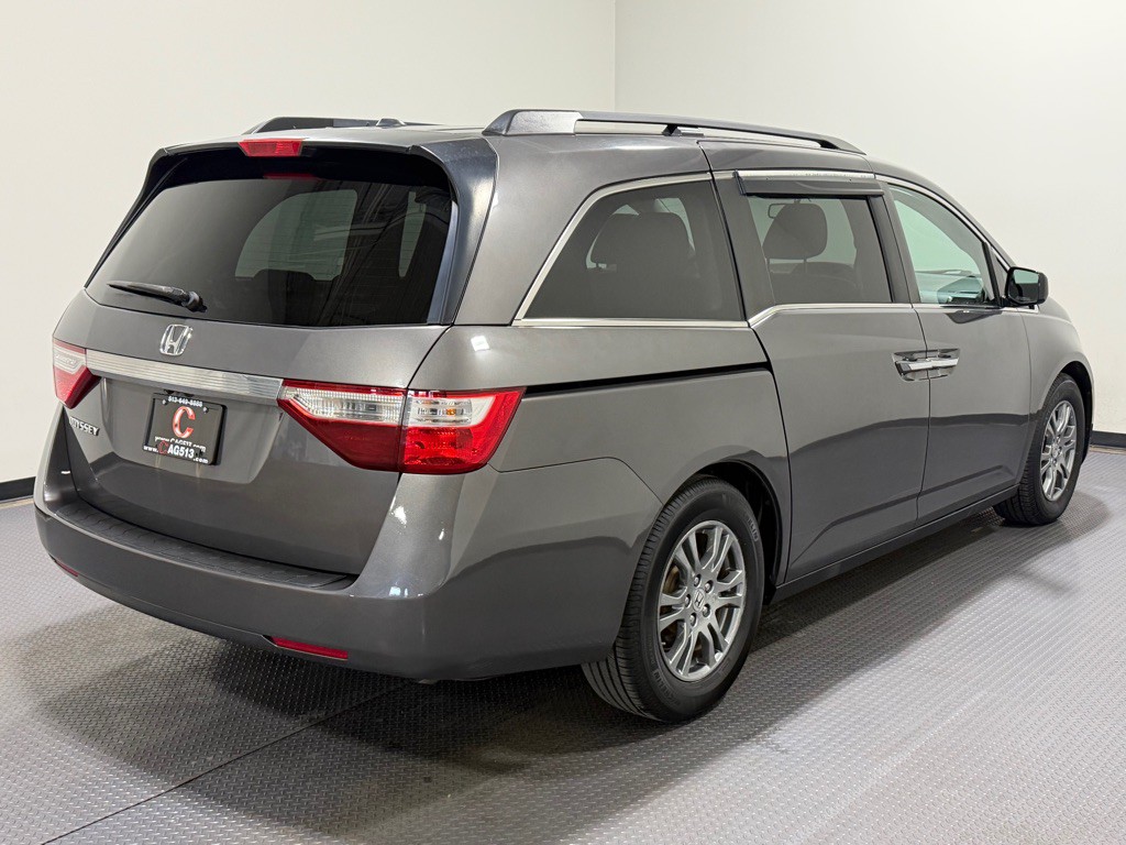 2013 Honda Odyssey Image 5
