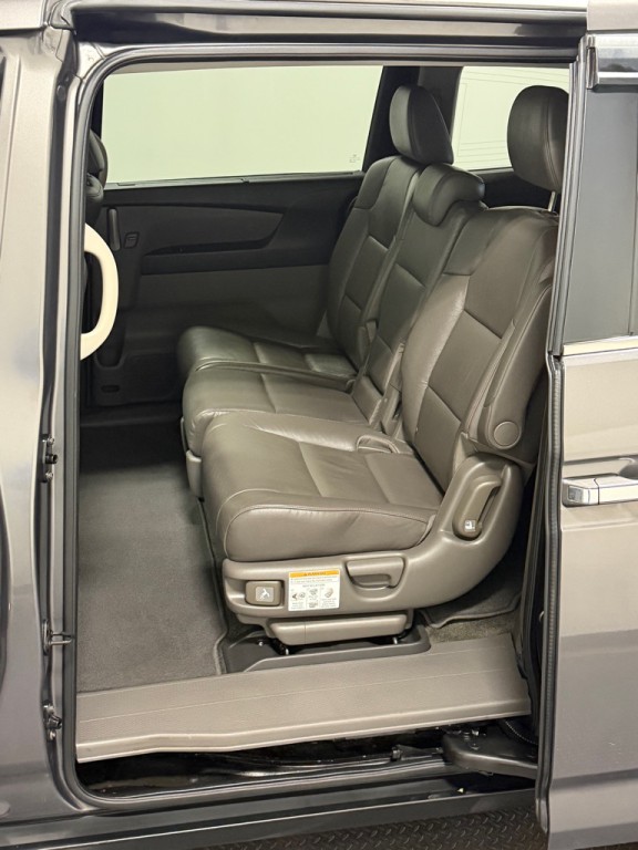 2013 Honda Odyssey Image 9