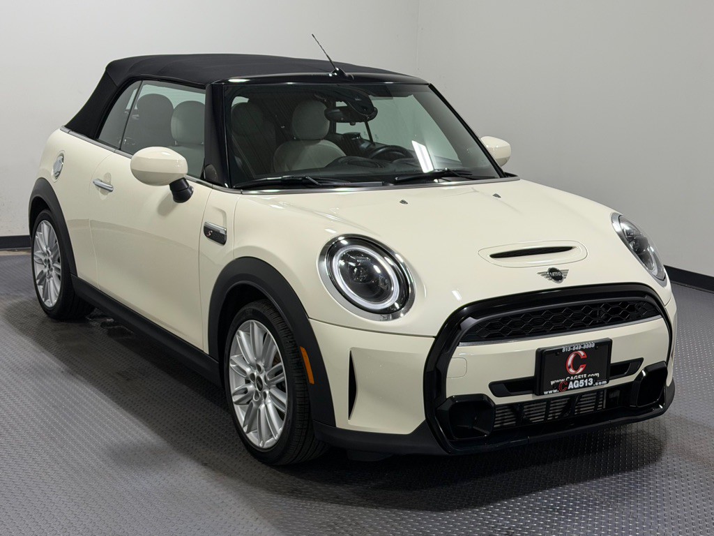 2022 MINI Cooper Image 4