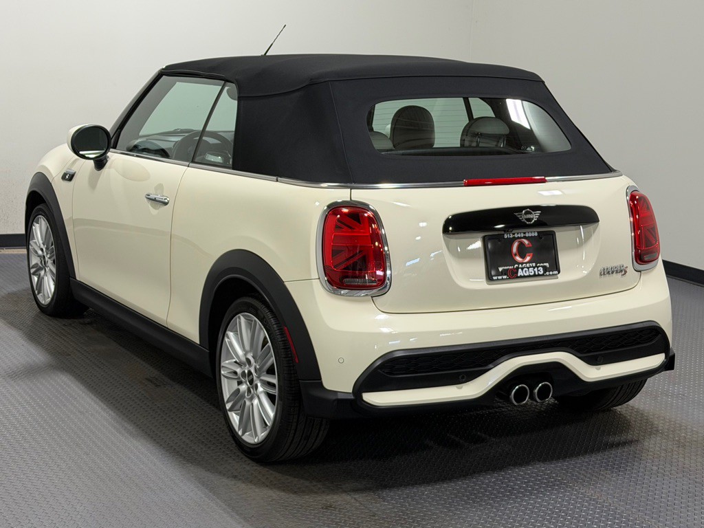 2022 MINI Cooper Image 7