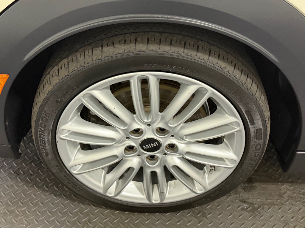 2022 MINI Cooper Image 19