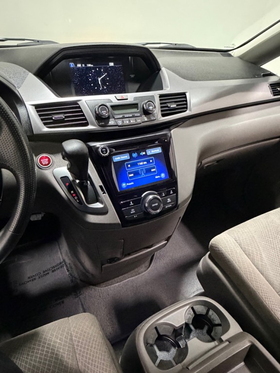 2014 Honda Odyssey Image 14