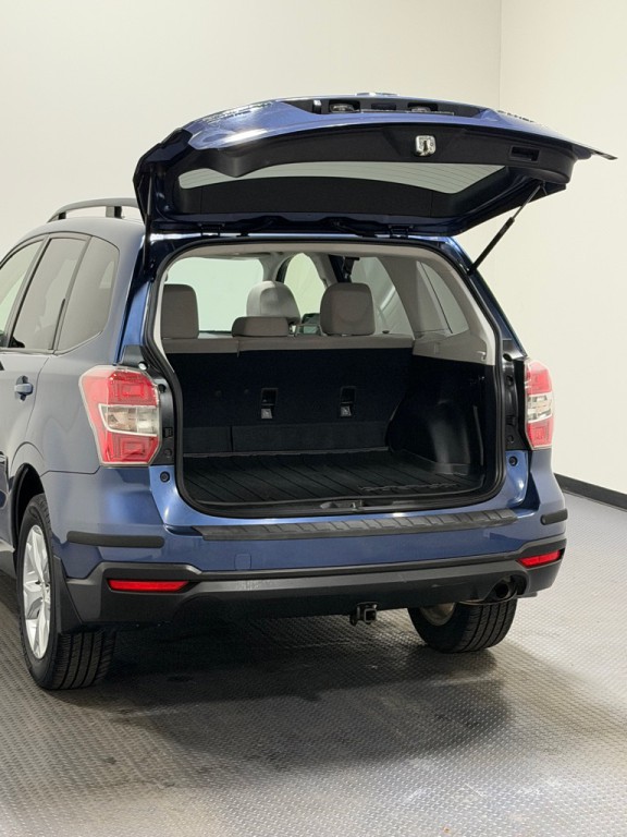 2014 Subaru Forester Image 12