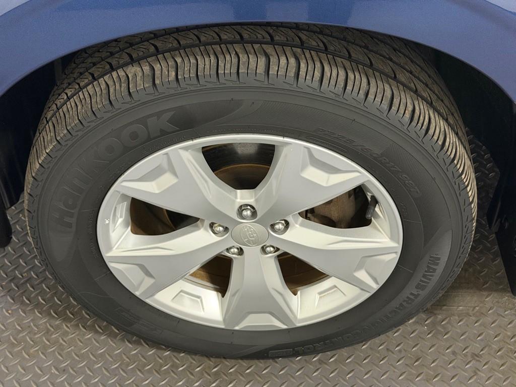 2014 Subaru Forester Image 21