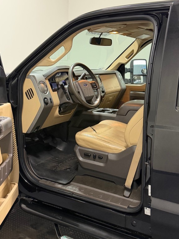 2011 Ford F-350 Image 8