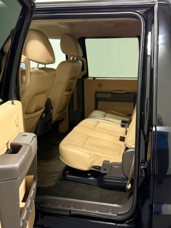 2011 Ford F-350 Image 9